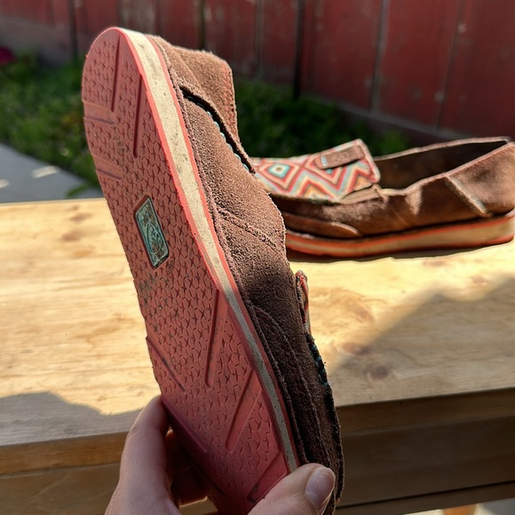 Ariat - Picture 3 of 5